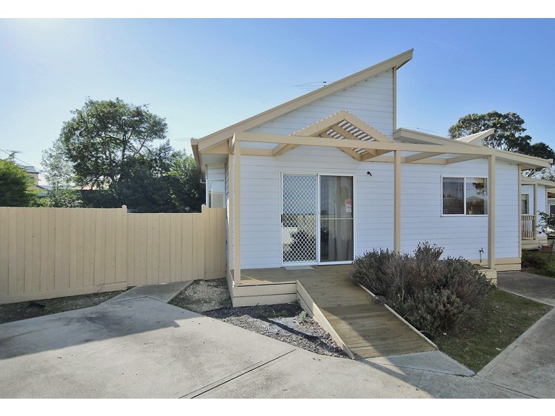 1/66 GEELONG ROAD, Torquay VIC 3228