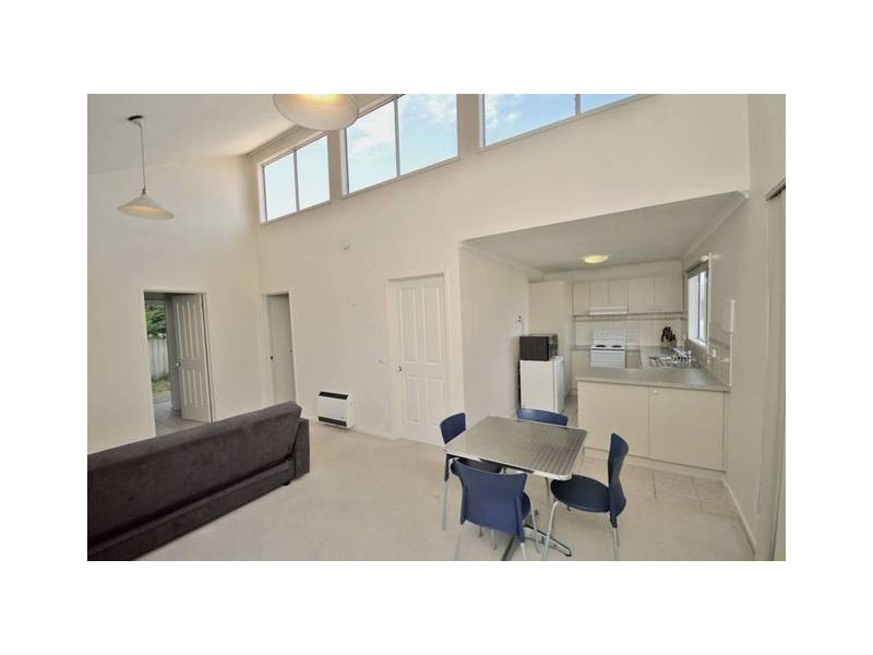 1/66 GEELONG ROAD, Torquay VIC 3228