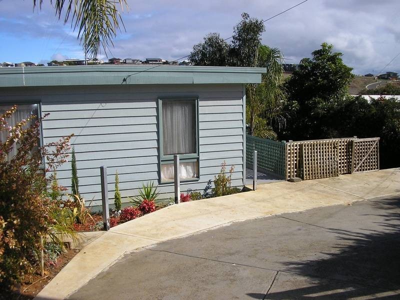 19 Alleyne Ave, Torquay VIC 3228
