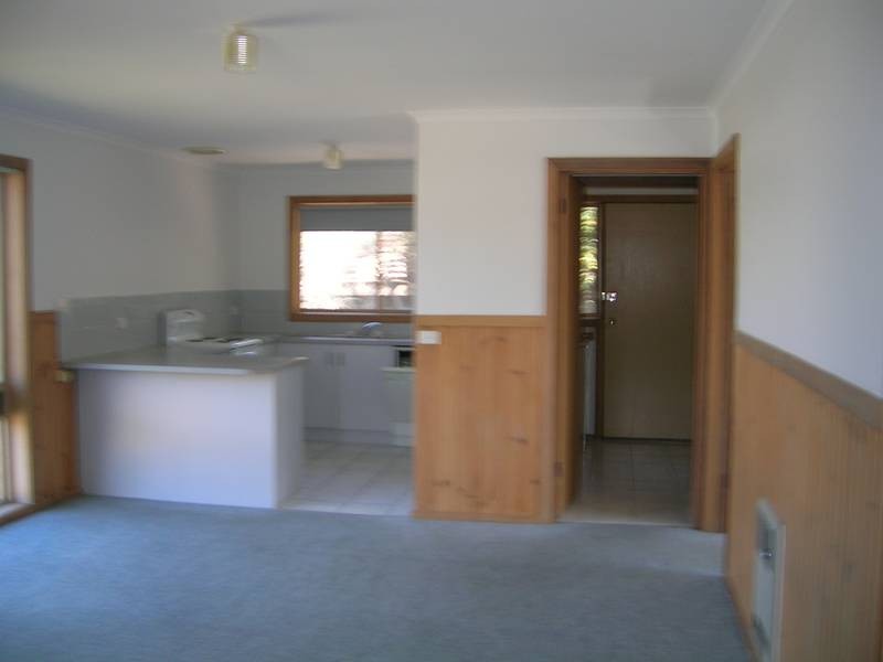 1/242 Duffields Road, Jan Juc VIC 3228