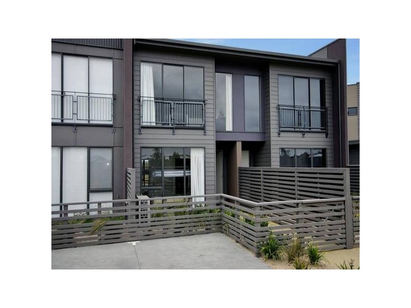 15 COAST DRIVE, Torquay VIC 3228