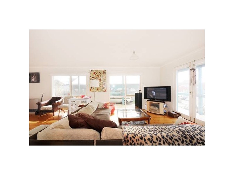 25 Ocean View Crescent, Torquay VIC 3228