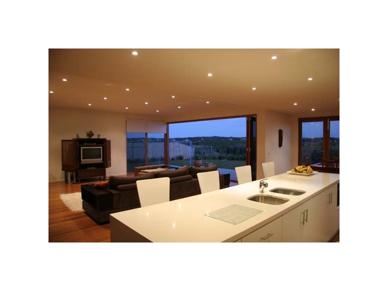 34 ST GEORGES WAY, Torquay VIC 3228