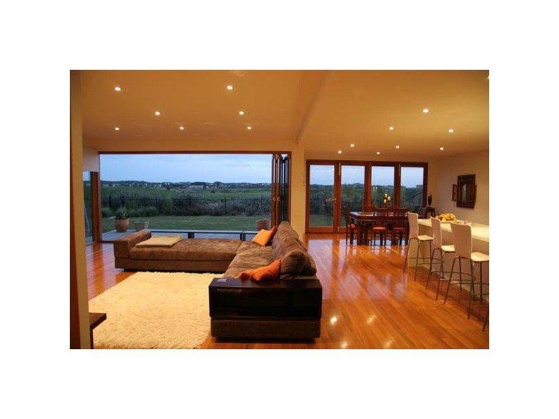 34 ST GEORGES WAY, Torquay VIC 3228