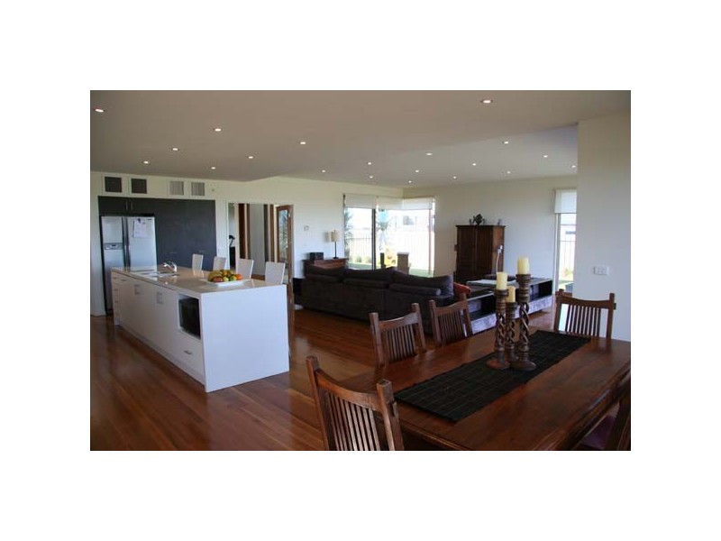 34 ST GEORGES WAY, Torquay VIC 3228