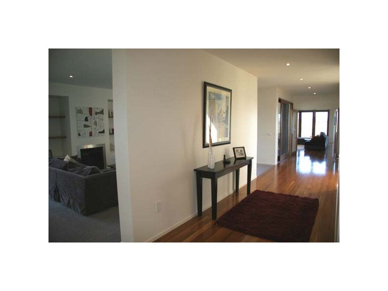 34 ST GEORGES WAY, Torquay VIC 3228