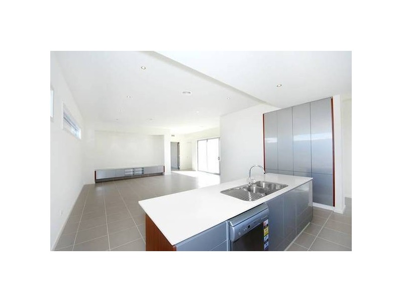 6 FATHOM DRIVE, Torquay VIC 3228