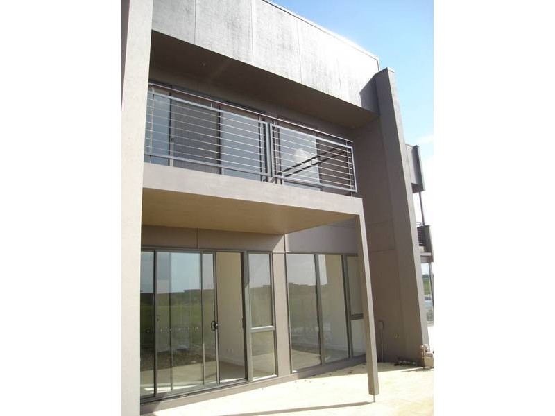3 PEBBLE PLACE, Torquay VIC 3228