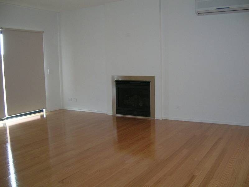 34 Loch Lomond Crescent, Torquay VIC 3228