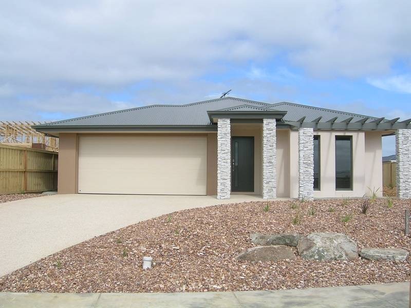 3 BEACHLEY LANE, Torquay VIC 3228