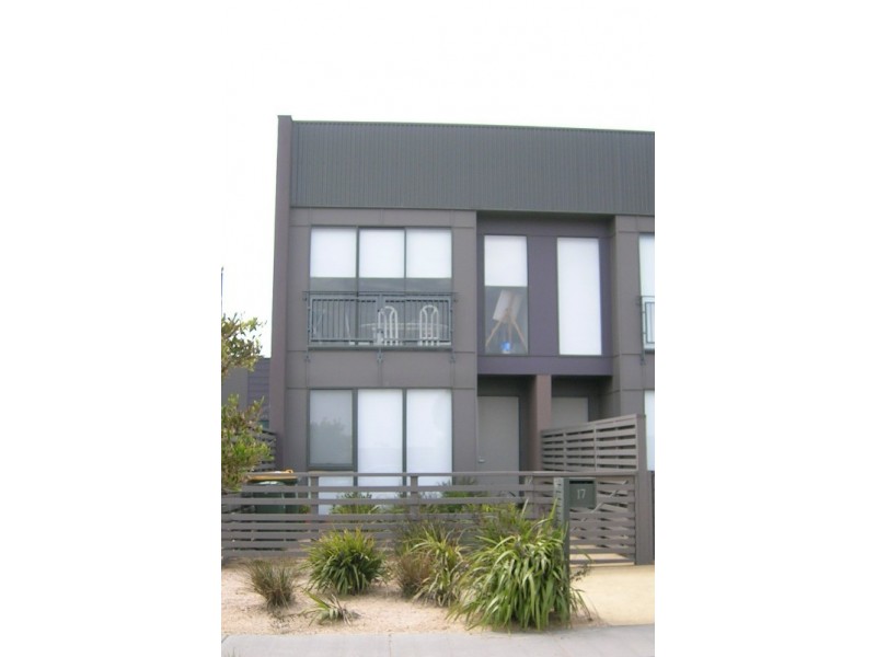 17 Coast Drive, Torquay VIC 3228