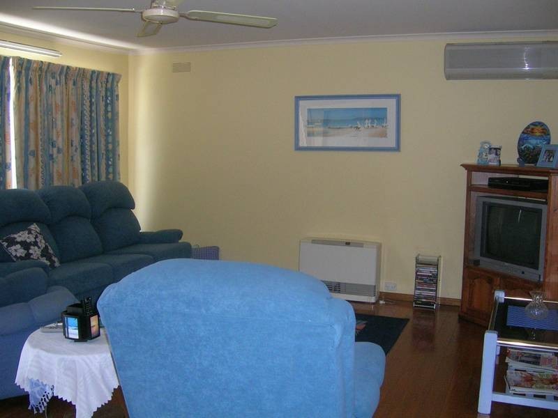 2/45 FISCHER STREET, Torquay VIC 3228