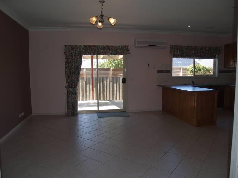 15 UNIVERSITY DRIVE, Highton VIC 3216