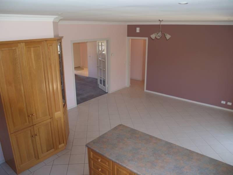 15 UNIVERSITY DRIVE, Highton VIC 3216