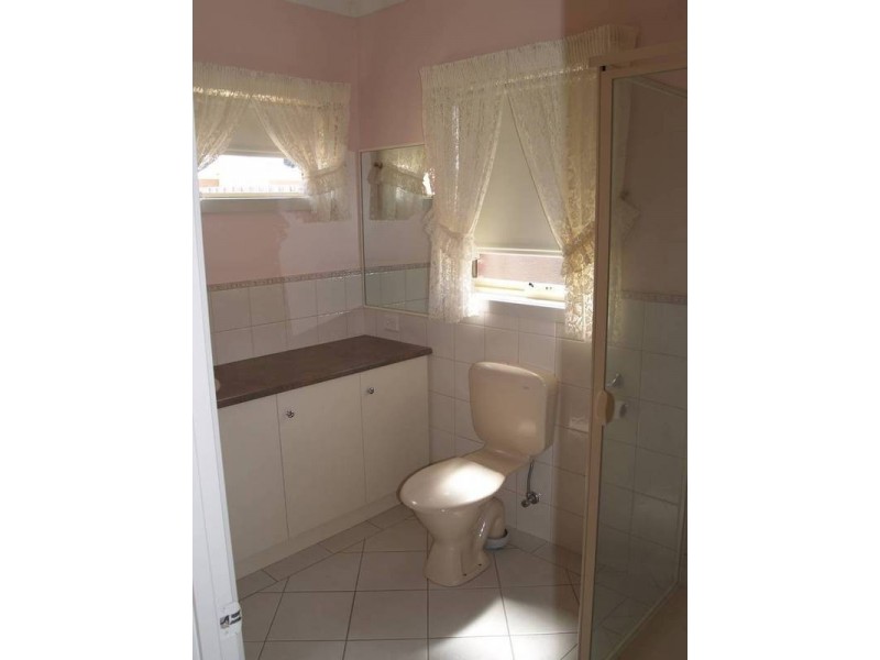 15 UNIVERSITY DRIVE, Highton VIC 3216