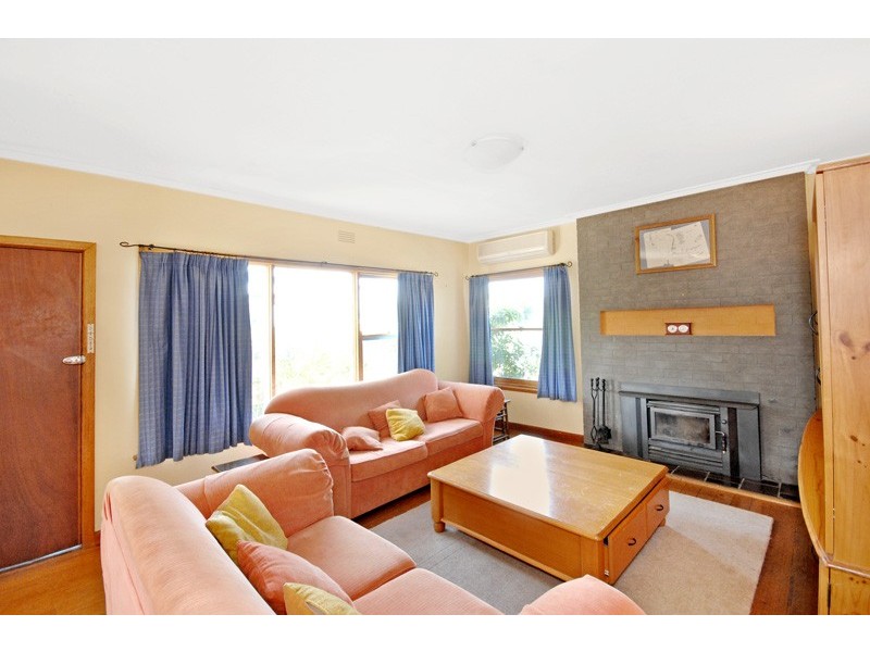 64 DARIAN ROAD, Torquay VIC 3228