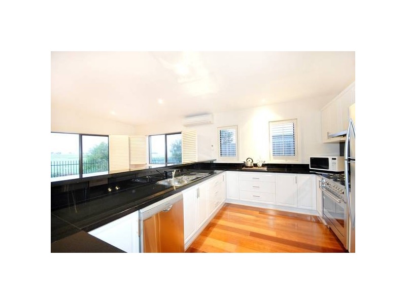 15 St Georges Way, Torquay VIC 3228