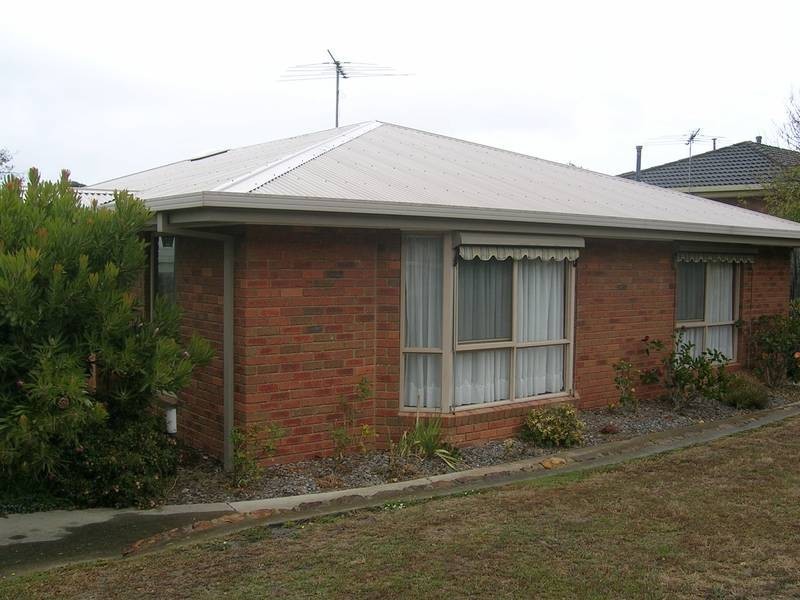 1/15 Beales Street, Torquay VIC 3228