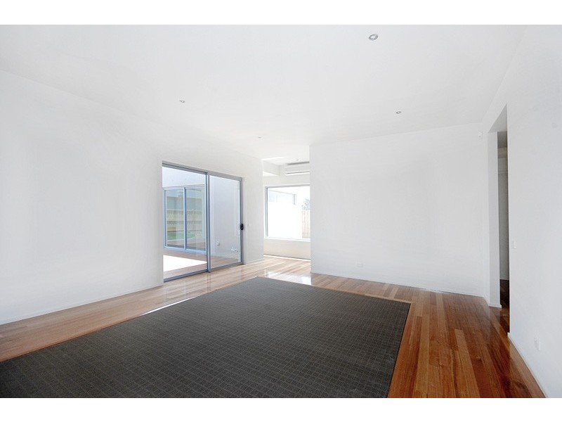 4 Fathom Drive, Torquay VIC 3228