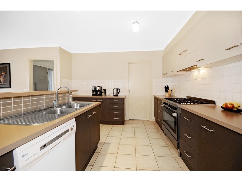 6 THE MEWS, Torquay VIC 3228