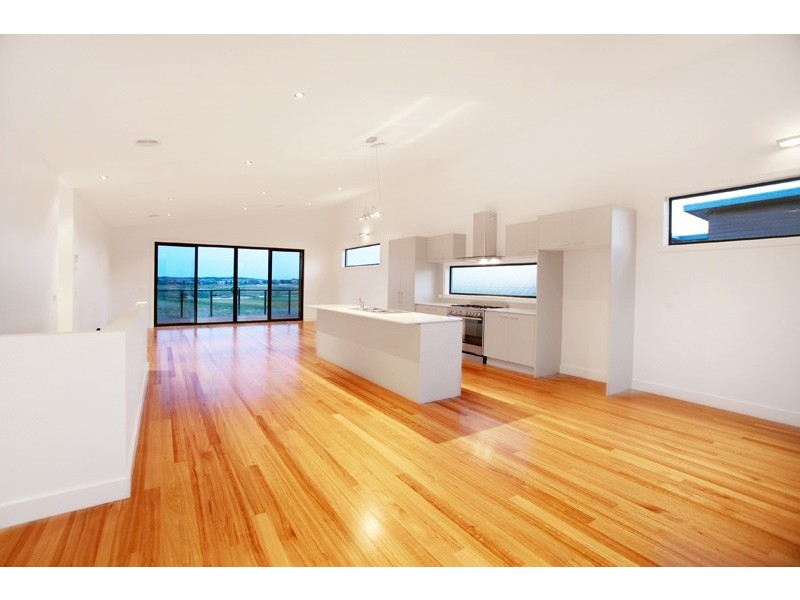 36 ST GEORGES WAY, Torquay VIC 3228