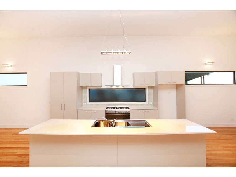 36 ST GEORGES WAY, Torquay VIC 3228