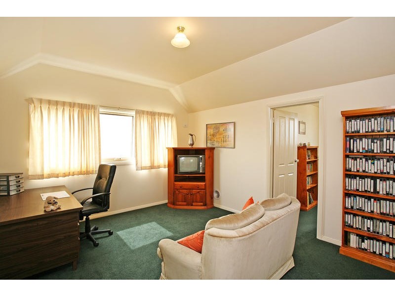 29 NORFOLK BOULEVARD, Torquay VIC 3228