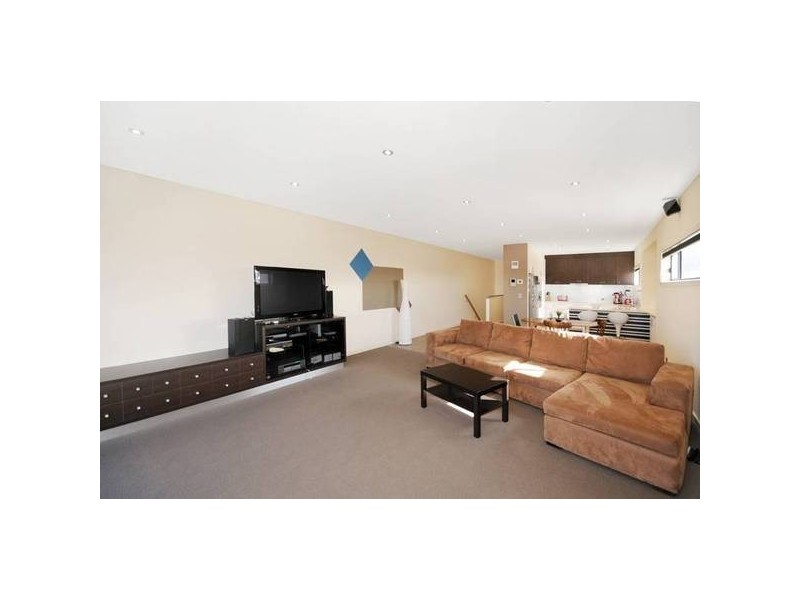 2/6 OCEAN VIEW CRESCENT, Torquay VIC 3228