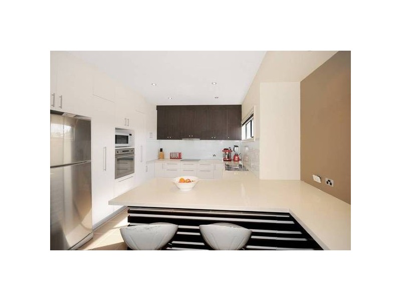 2/6 OCEAN VIEW CRESCENT, Torquay VIC 3228