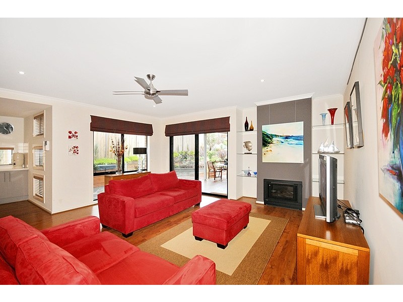 74 ALLEYNE AVENUE, Torquay VIC 3228