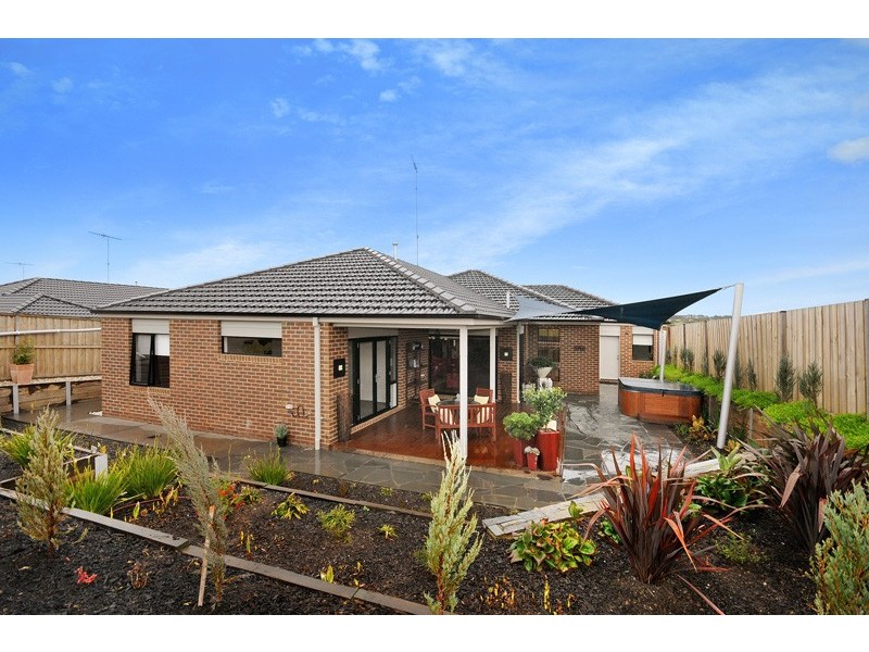 74 ALLEYNE AVENUE, Torquay VIC 3228