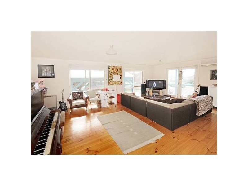 25 OCEAN VIEW CRESCENT, Torquay VIC 3228