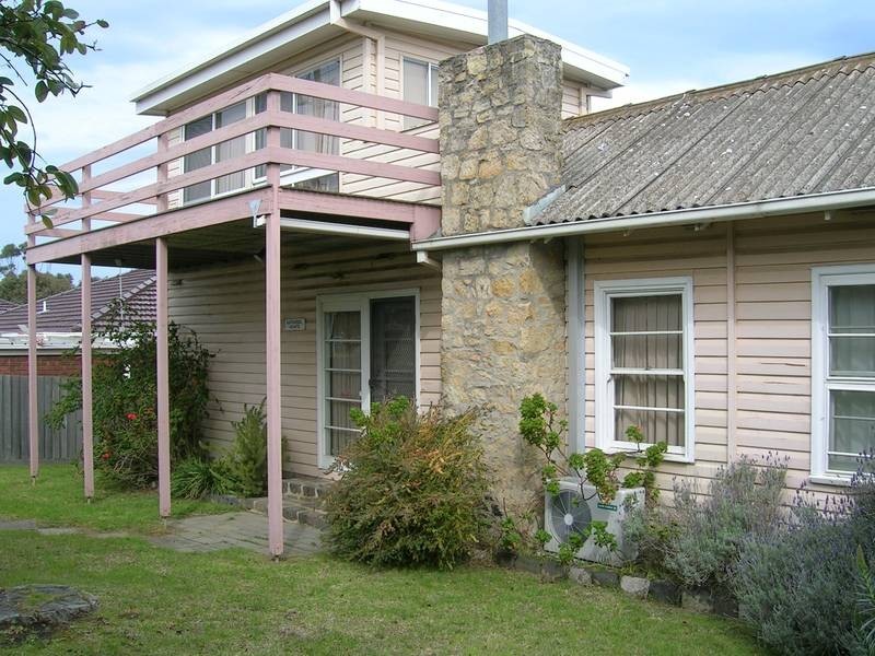 19 Great Ocean Road, Torquay VIC 3228