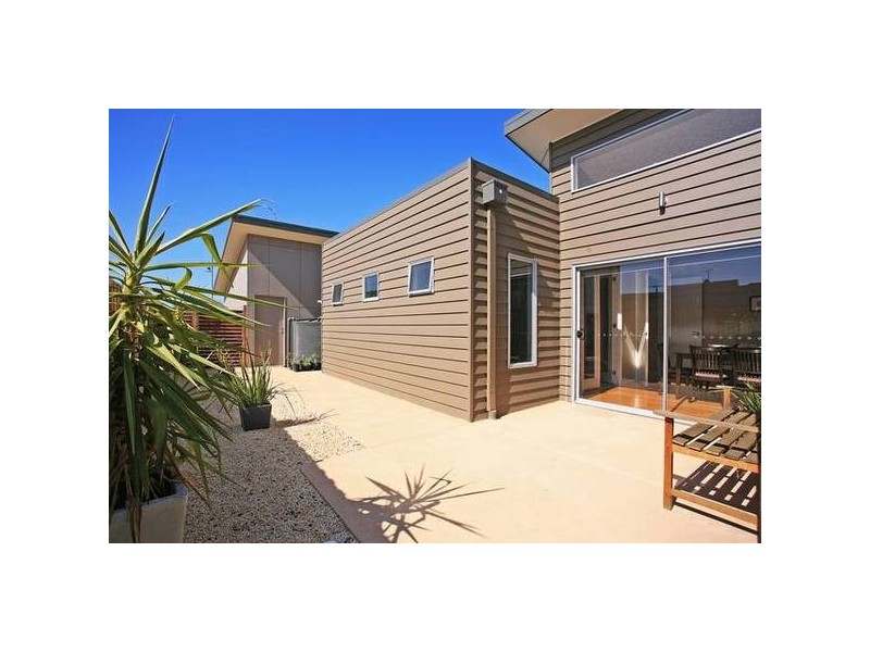 37 LINKS DRIVE, Torquay VIC 3228