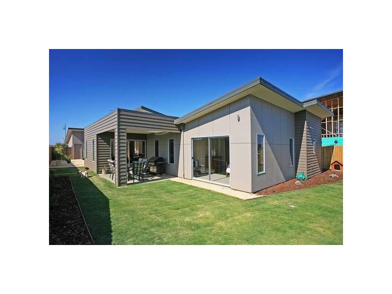 37 LINKS DRIVE, Torquay VIC 3228