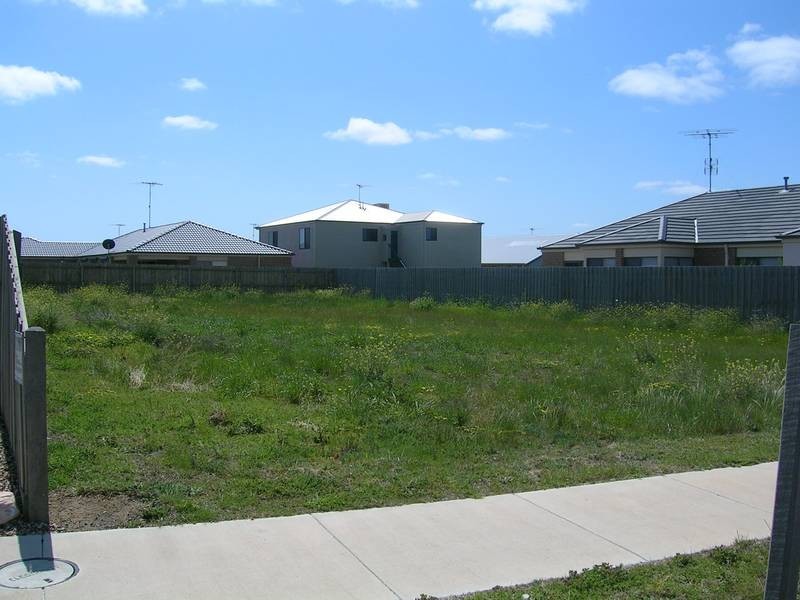 13 PACIFIC DRIVE, Torquay VIC 3228