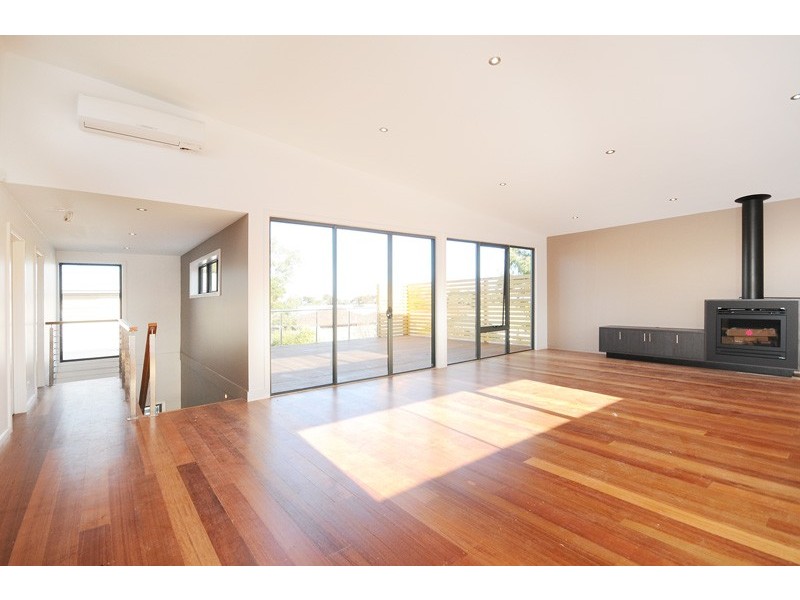 3/45 BOSTON ROAD, Torquay VIC 3228