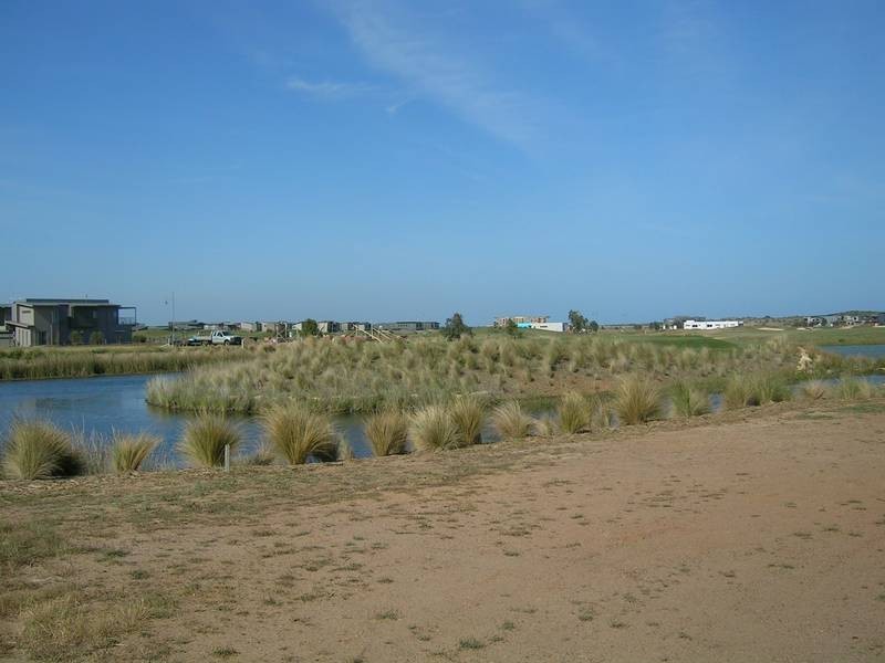 1 GLENEAGLES CLOSE, Torquay VIC 3228