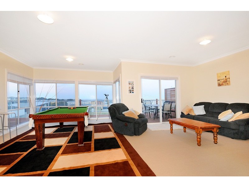 10 GLENGARRY DRIVE, Torquay VIC 3228