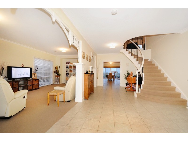 10 GLENGARRY DRIVE, Torquay VIC 3228