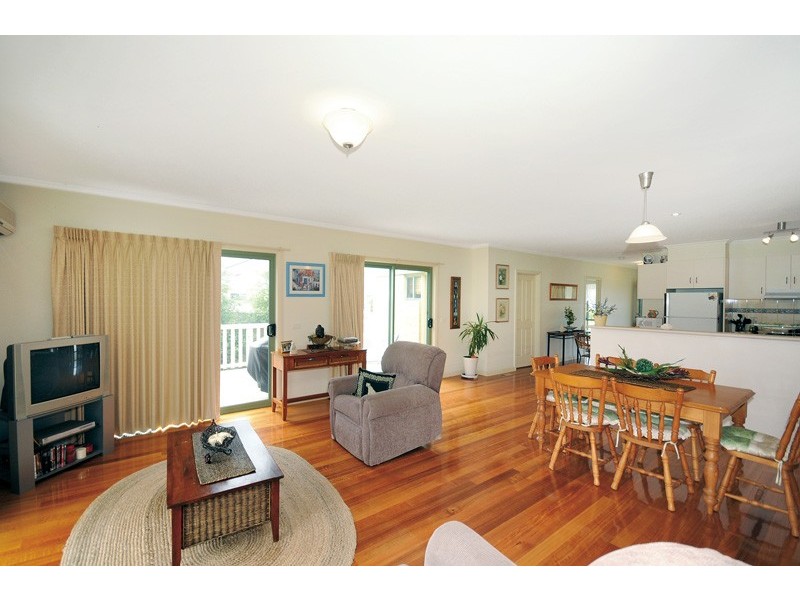 143 FISCHER STREET, Torquay VIC 3228