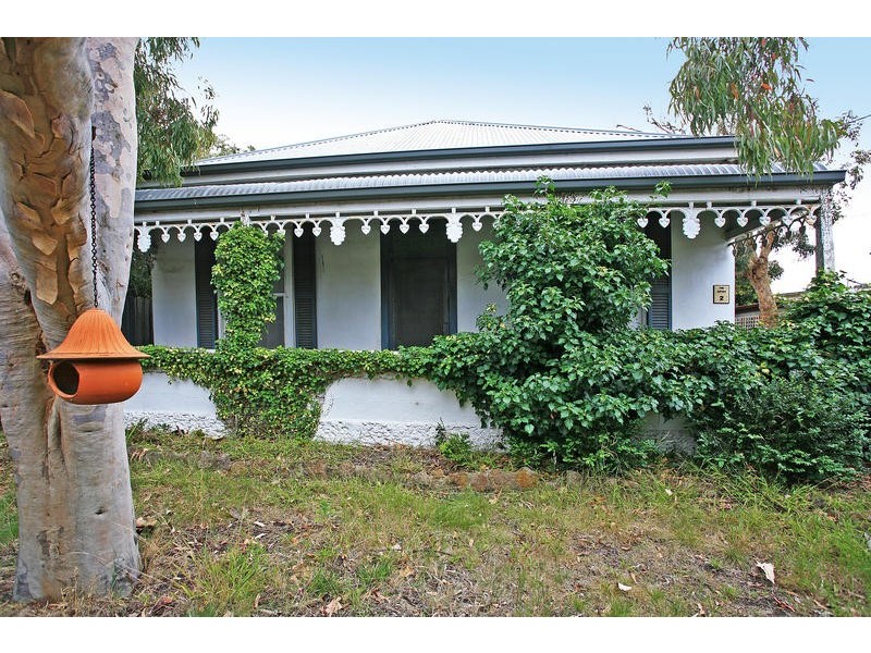 2 PARKER STREET, Torquay VIC 3228