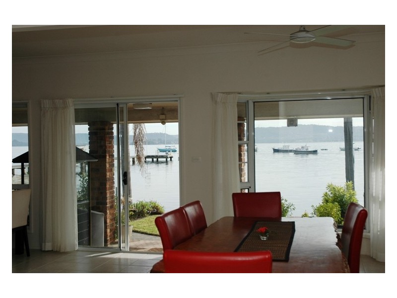 67 Steyne Rd, Saratoga NSW 2251