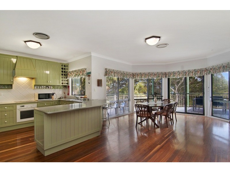 18 View Pde, Saratoga NSW 2251