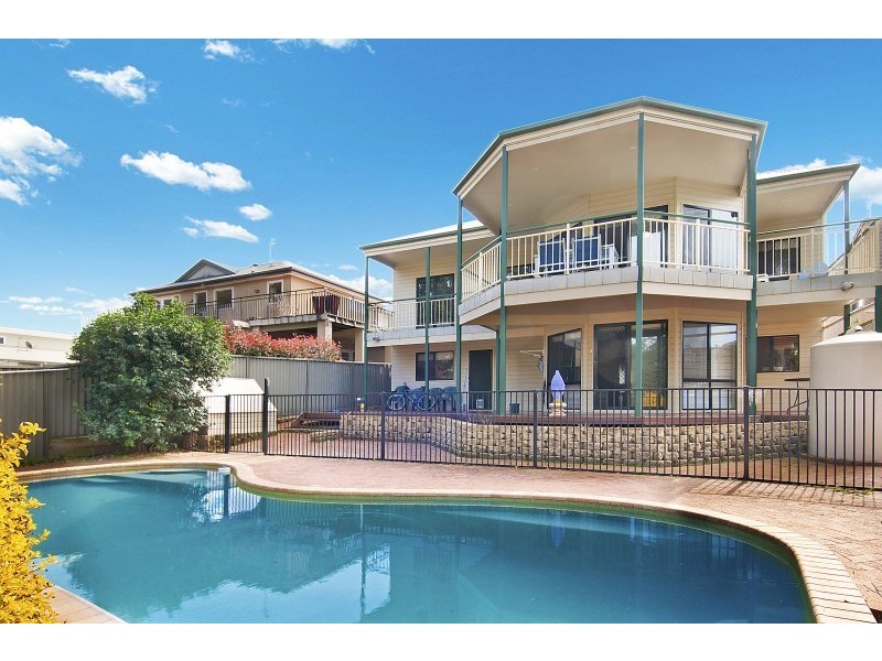 18 View Pde, Saratoga NSW 2251