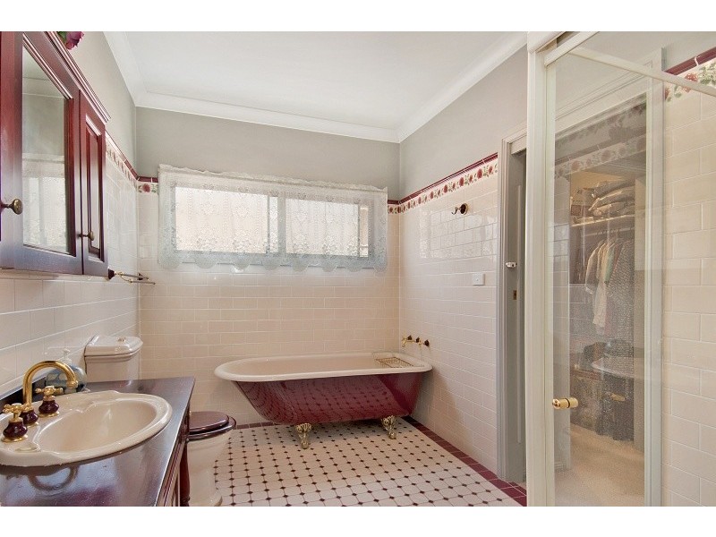 18 View Pde, Saratoga NSW 2251