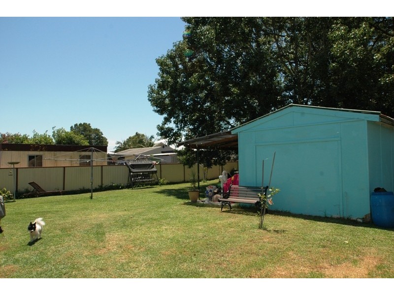 27 Grevillia Ave, Davistown NSW 2251