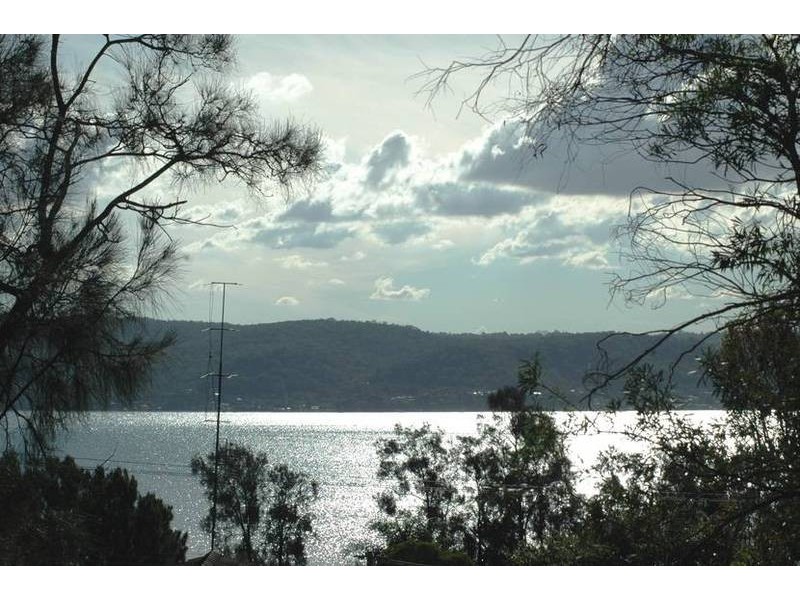 17 Bourke Ave, Yattalunga NSW 2251