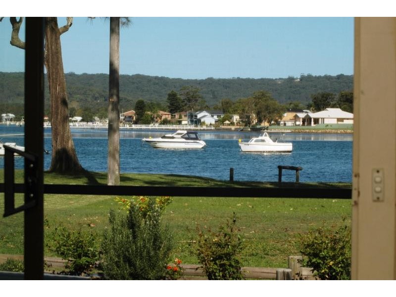 15 Paringa Ave, Davistown NSW 2251