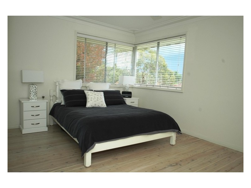 28 Henzel Rd, Green Point NSW 2251